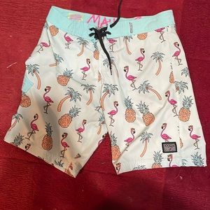 Men’s bathing suit. 34”